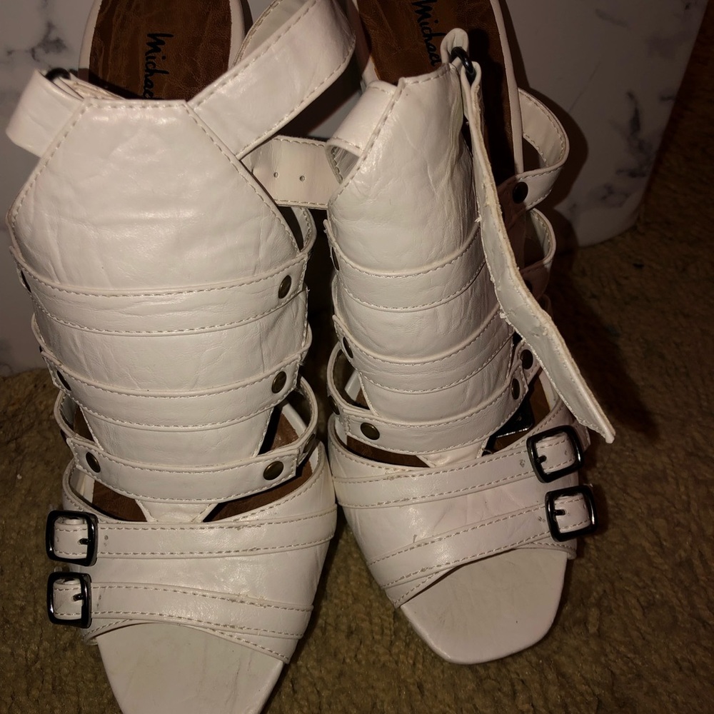 White 5 inch heels one once no scuffs or scratches